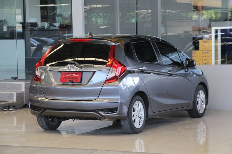 Honda Jazz 2019 1.5 V i-VTEC Sedan เบนซิน ไม่ติดแก๊ส เกียร์อัตโนมัติ เทา รูปที่ 2