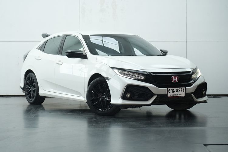 รถ Honda Civic 1.5 Turbo สี ขาว