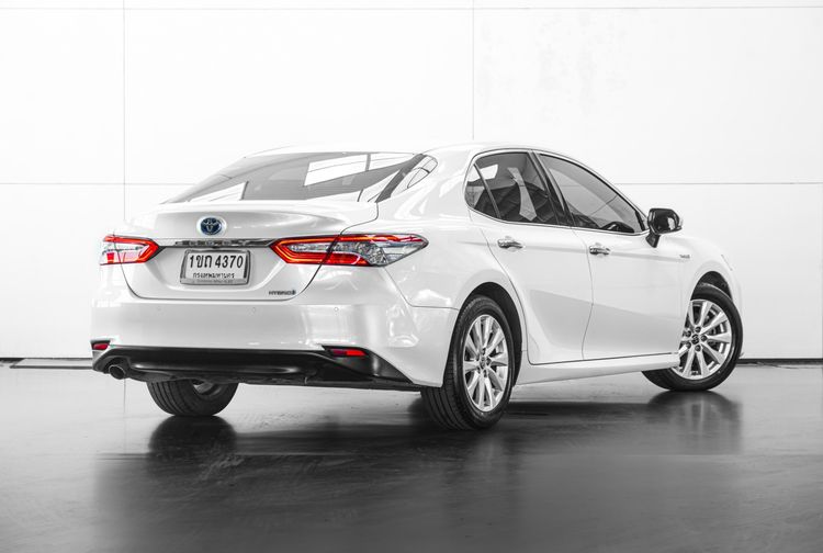 Toyota Camry 2020 2.5 HV Premium Sedan เบนซิน ไม่ติดแก๊ส เกียร์อัตโนมัติ ขาว รูปที่ 4