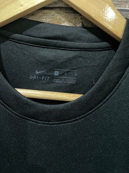 เสื้อกีฬา Nike รูปที่ 2