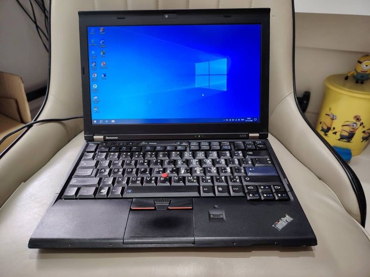 Thinkpad x202 core i5 2410M 2.30Ghz Ram 4 G HD 320 G จอ 12.5 นิ้ว