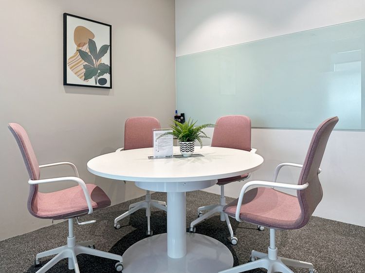 Regus WHA Tower - Office Space แบบส่วนตัวซึ่งรวมทุกอย่างแล้วสำหรับ 2 คน ที่ Regus WHA Tower รูปที่ 4