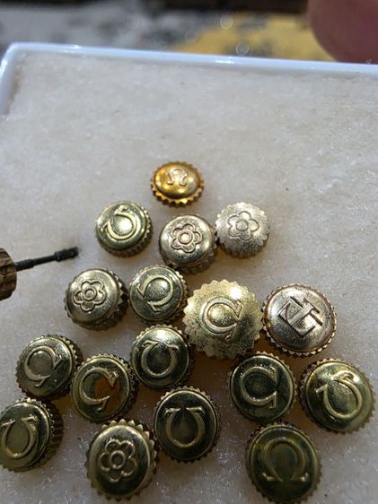 อะไหล่นาฬิกา เม็ดมะยม Omega ของใหม่ เก่าเก็บ เดิมๆ สวยหายาก ราคาเม็ดละ 1500 ทองหุ้ม ขายตามสภาพ พร้อมส่งครับพี่ๆสวยน่าสะสมครับ  รูปที่ 3