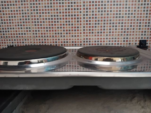 เตาไฟฟ้า 2 หัว Ariston รูปที่ 3