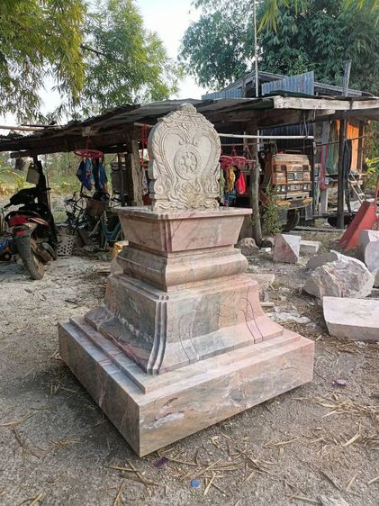 ฐานเสมาหินอ่อนแท้ขนาดฐานล่างกว้าง 1 เมตรฐานบนกว้าง 60 ซมสูงรวมใบเสมา 1 เมตร 50 เซนติเมตร