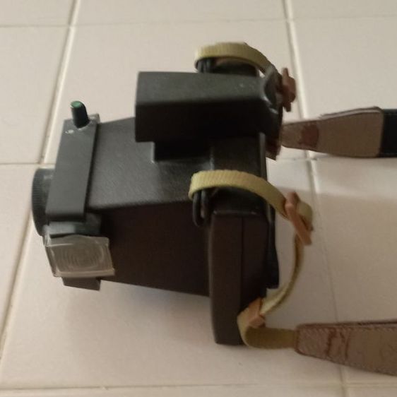 กล้องโพรารอยด์โบราณ EE33  ปี 1970 พร้อมสายสะพาย รูปที่ 2