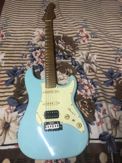 กีต้าร์ไฟฟ้า กีตาร์ไฟฟ้า gusta