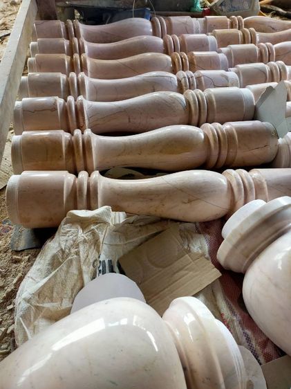 ลูกแก้วราวบันไดหินอ่อนขนาดกว้าง 10 cm ยาว 50 เซนติเมตรราคาลูกละ รูปที่ 3