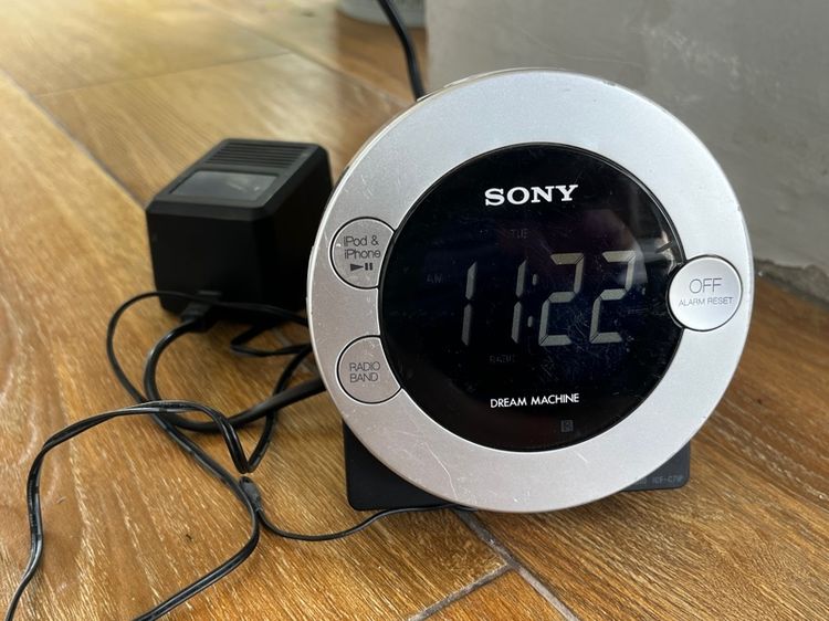 วิทยุ นาฬิกา Sony รับวิทยุฉัตรใช้งานปกติมีระบบสำรองไฟ