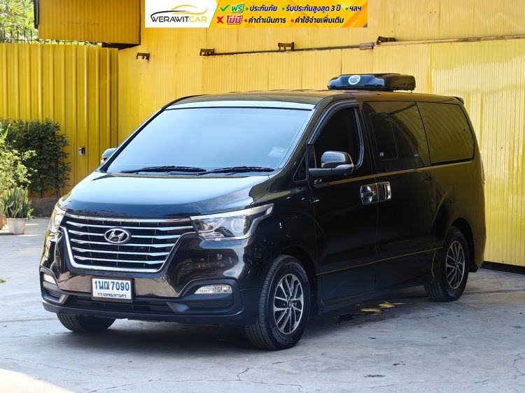 Hyundai H-1  2019 2.5 Deluxe Utility-car ดีเซล ไม่ติดแก๊ส เกียร์อัตโนมัติ ดำ รูปที่ 3