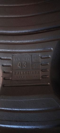 Balenciaga Mold Closed Slip on Sandals รูปที่ 8