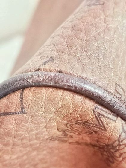 🎀กระเป๋า MCM แท้ ขนาด 13นิ้ว  รูปที่ 2