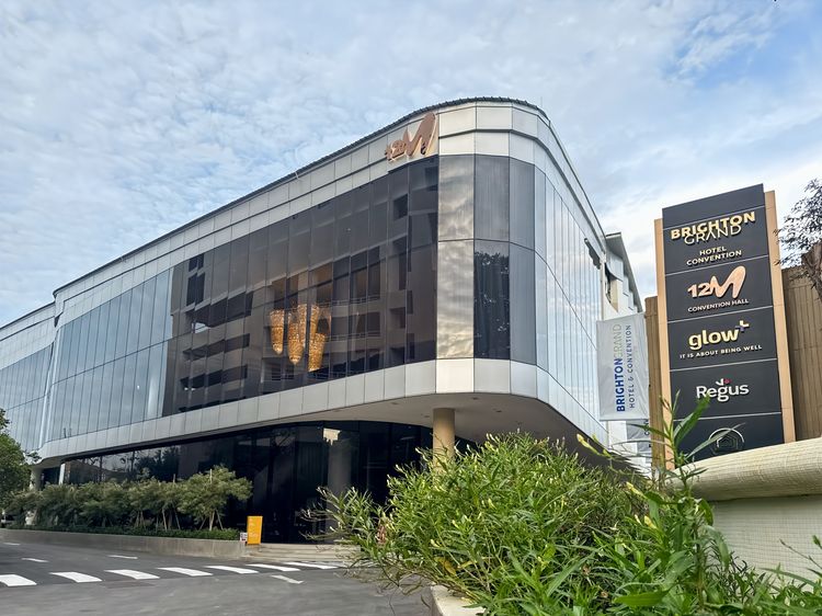 Regus Brighton Grand - การเข้าถึงพื้นที่ coworking แบบรวมทุกอย่างที่ Regus Brighton Grand รูปที่ 2