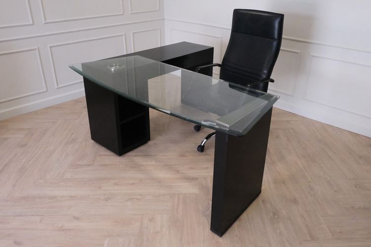โต๊ะทำงานเข้ามุม L-Shape ท็อปกระจก สีดำโมเดิร์น โต๊ะปรับพับได้ มีลิ้นชักและช่องเก็บของ 167 cm รูปที่ 3