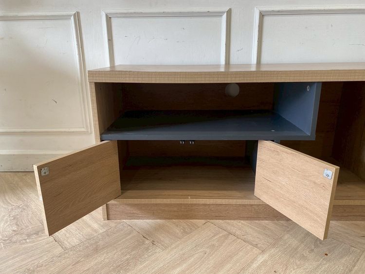 ชั้นวางทีวี 2 บานเปิด 4 ช่องวางของ รูปที่ 7