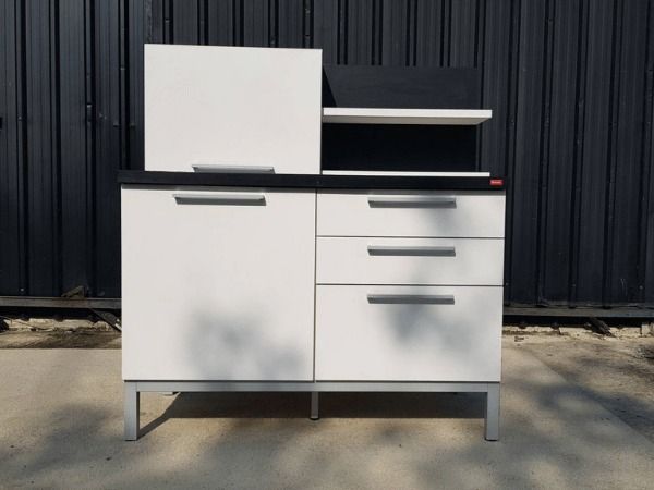 ชุดตู้ไม้ 3 ลิ้นชัก 1 บานเปิด พร้อมชั้นวางบิ้วอิน สีขาวดำ