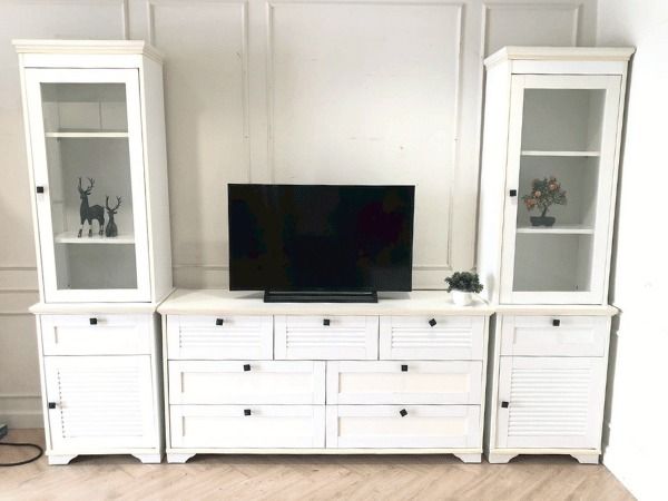 ไม้ ชุดตู้วางทีวี ท็อปกระจก สีขาว สไตล์โมเดิร์น