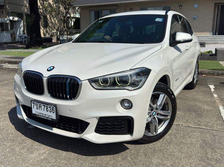 รถ BMW X1 2.0 sDrive18d M Sport สี ขาว