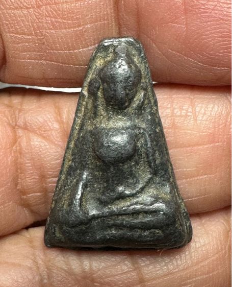 พระสุพรรณยอดโถ🙏พระถ้ำเสือ 🙏พระนางพญาไม่ทราบที่ เลี่ยมเดิมองค์ละ 1000