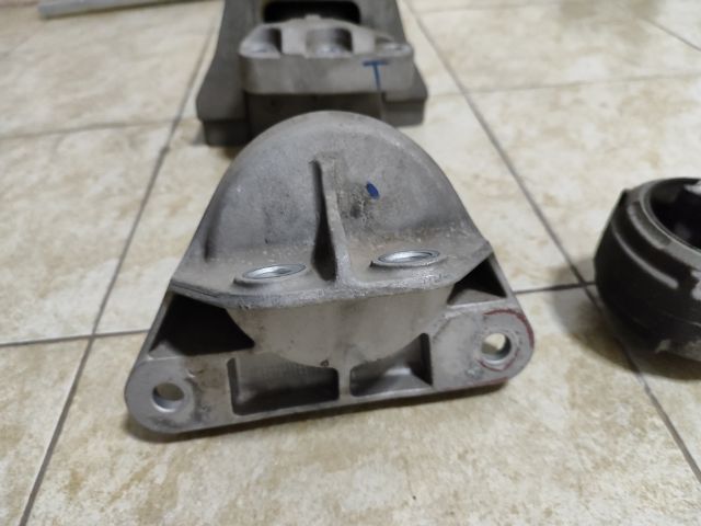 ยางแท่นเครื่องแท่นเกียร์ครบชุด mg แท้ รูปที่ 3