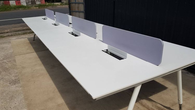 ชุดโต๊ะทำงานกลุ่ม 8 ที่นั่ง ยี่ห้อ Rockworth มีพาทิชั่นกั้น ขาเหล็ก สีขาว รูปที่ 6