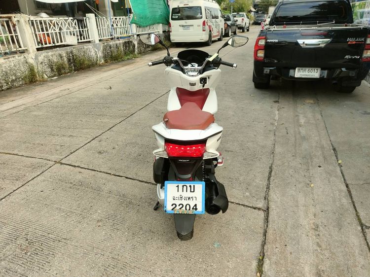 🛵ยังไงก็ขาย PCX 150 ปี 58 เครื่องดี สีสวย สตาร์ทมือ เล่มชุดโอนครบ+เปลี่ยนถ่ายน้ำมันเครื่องฟรี ส่งฟรี30 ก.ม รูปที่ 5
