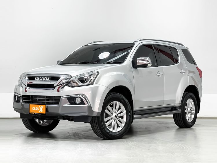 รถ Isuzu MU-X 3.0 สี บรอนซ์เงิน