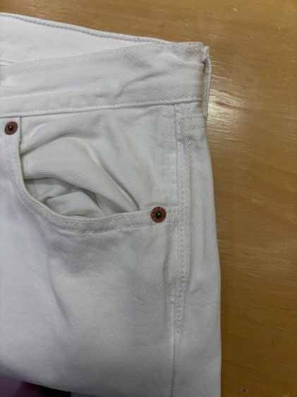 กางเกงยีนส์ Levi's All White เอว30 รูปที่ 9