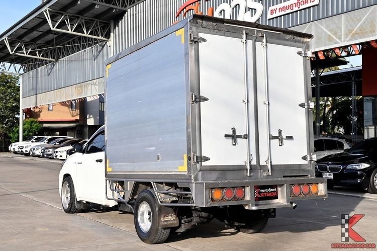 Toyota Hilux Revo 2015 2.4 J Pickup ดีเซล ไม่ติดแก๊ส เกียร์ธรรมดา ขาว รูปที่ 3