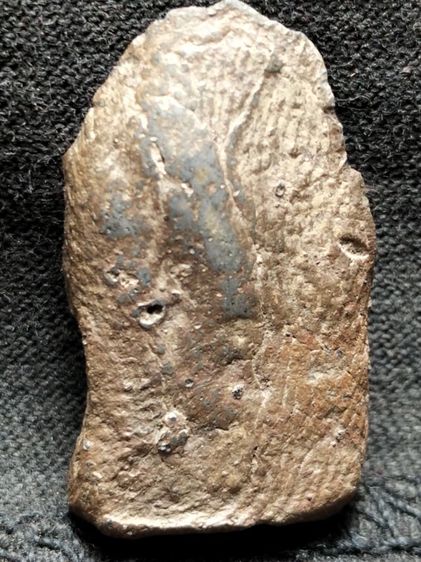 พระรอดลำพูนพิมพ์ใหญ่เนื้อเขียวครับ รูปที่ 7