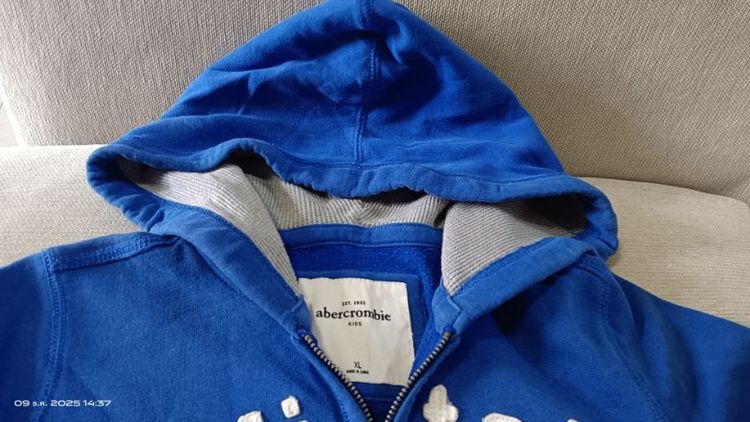 เสื้อกันหนาวเด็ก สีน้ำเงิน Size XL  อายุ 8-10 ปี มือสอง ขายถูกๆค่ะ รูปที่ 5
