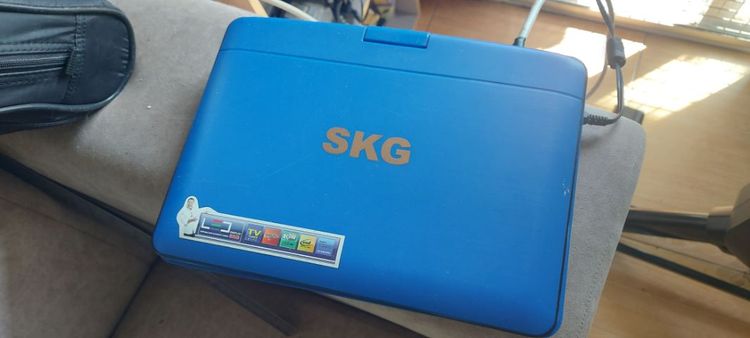 ทีวีพกพา skg dv-7207 รูปที่ 3