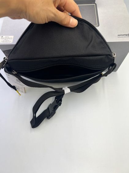 กระเป๋าคาดอก EASTPAK SPRINGER Smiley Graffiti Black รูปที่ 7