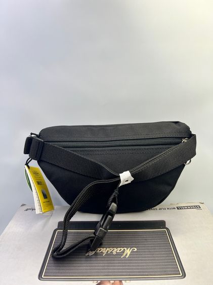 กระเป๋าคาดอก EASTPAK SPRINGER Smiley Graffiti Black รูปที่ 4