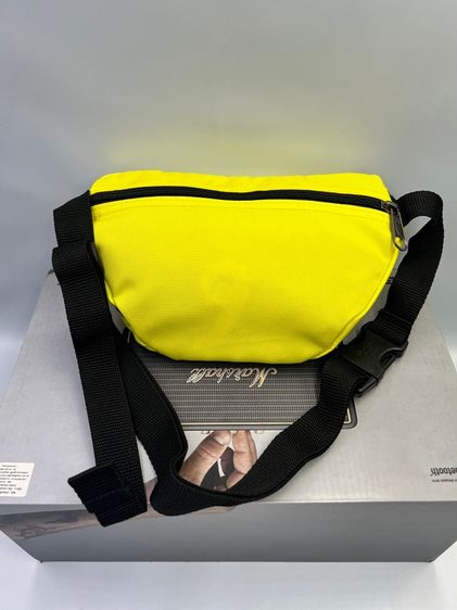 กระเป๋าคาดอก EASTPAK รุ่น SPRINGER Smiley Smiley Big รูปที่ 4