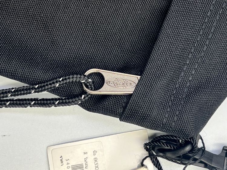 กระเป๋าสะพายไหล่ EASTPAK รุ่น LUX Shoulder Bag  รูปที่ 10