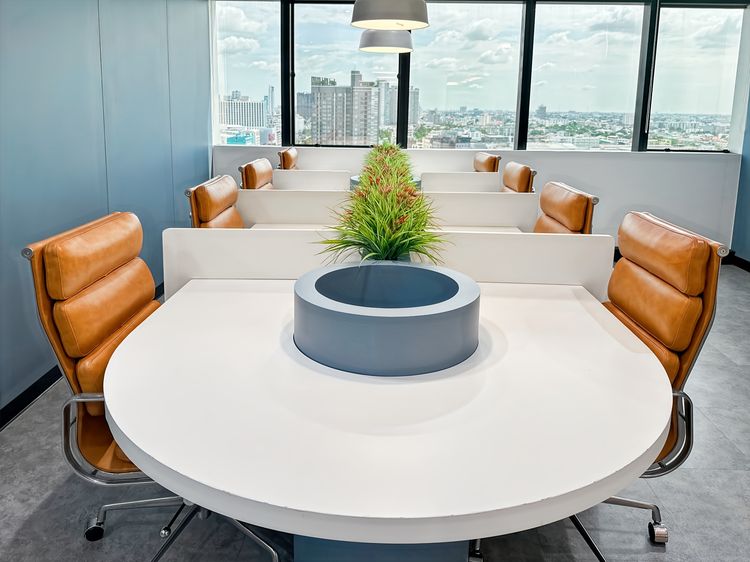 Regus Muang Thai Tower A - Office Space แบบส่วนตัวสำหรับ 4 คน ที่ Regus Muang Thai Tower A รูปที่ 4