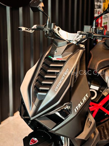 รถจักรยานยนต์ I t a l j e t   D r a g s t e r   3 0 0  สีดำ (ตัวทดลองขับ) รูปที่ 5