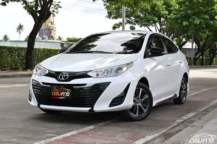 Toyota Yaris ATIV 2020 1.2 Mid Sedan เบนซิน ไม่ติดแก๊ส เกียร์อัตโนมัติ ขาว