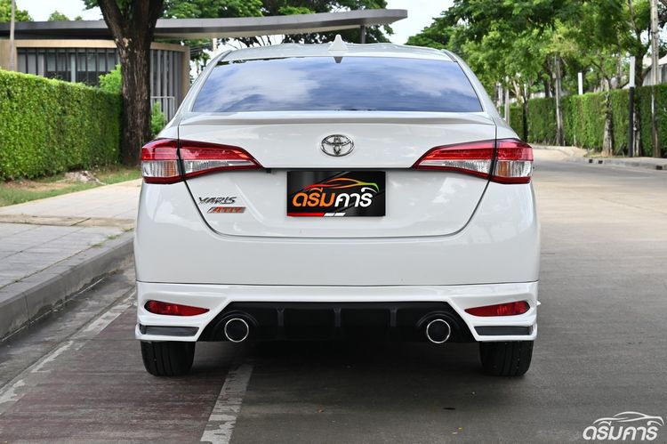 Toyota Yaris ATIV 2020 1.2 Mid Sedan เบนซิน ไม่ติดแก๊ส เกียร์อัตโนมัติ ขาว รูปที่ 4