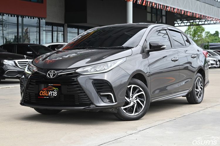 รถ Toyota Yaris ATIV 1.2 Sport สี เทา