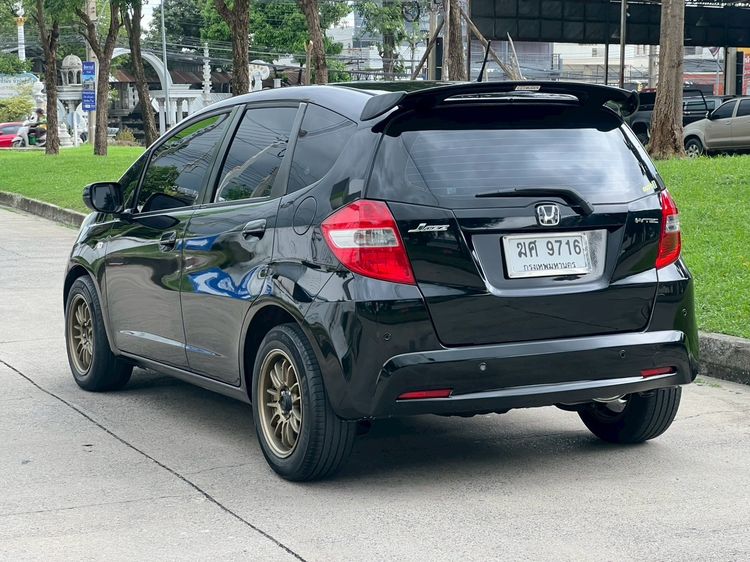 Honda Jazz 2012 1.5 S i-VTEC Sedan เบนซิน เกียร์อัตโนมัติ ดำ รูปที่ 4