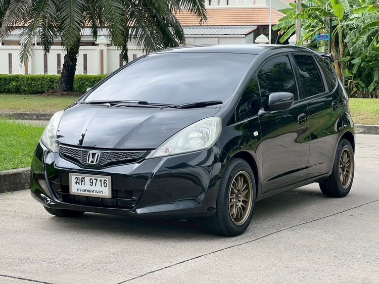 รถ Honda Jazz 1.5 S i-VTEC สี ดำ
