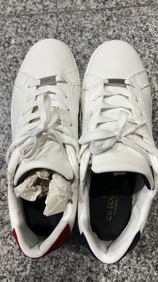 รองเท้า