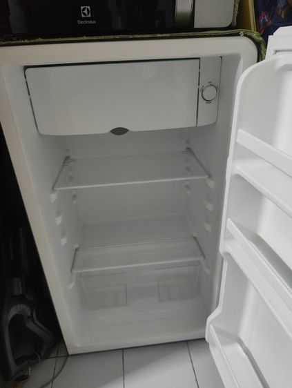 ตู้เย็นคลาสสิค3.3คิว Midea รูปที่ 3