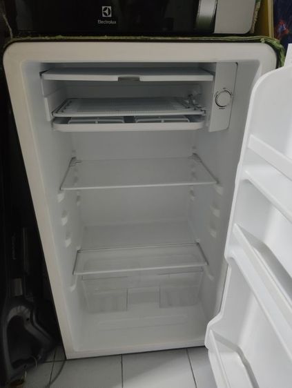 ตู้เย็นคลาสสิค3.3คิว Midea รูปที่ 2