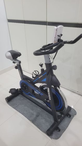MERRIRA MSB01 Spin bike จักรยานมือสองสภาพดีไม่มีตำหนิ จานล้อหนัก12กิโลกรัม เบาะหนานั่งสบายเคลื่อนย้ายได้สะดวก เบาะปรับได้   รูปที่ 6