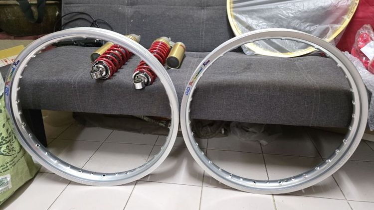 ล้อ Did 1.4 Japan (ตรอกสายฟ้า,ตรงคู่ล้อปีเดียวกัน.) รูปที่ 2