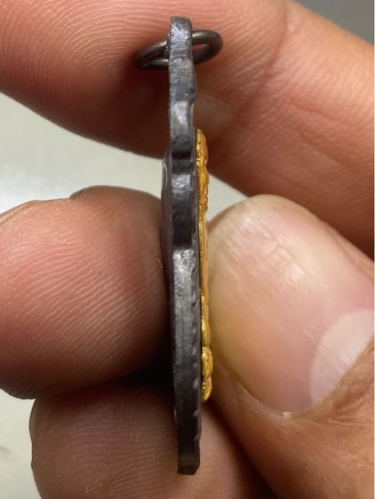 เหรียญหลวงปู่ทวดลงยาหน้ากากทอง รูปที่ 3