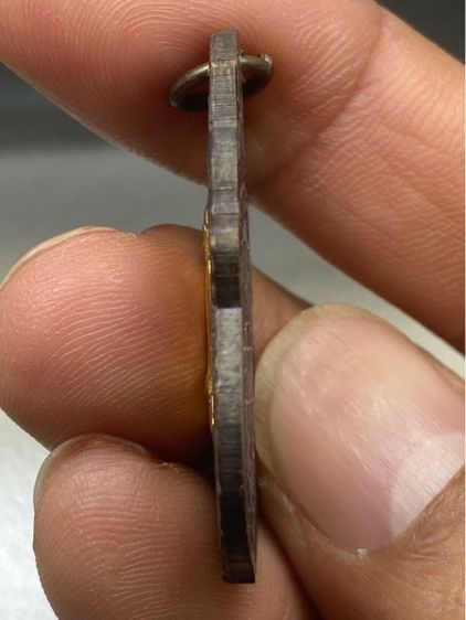 เหรียญหลวงพ่อเพชรหน้ากากทอง รูปที่ 4